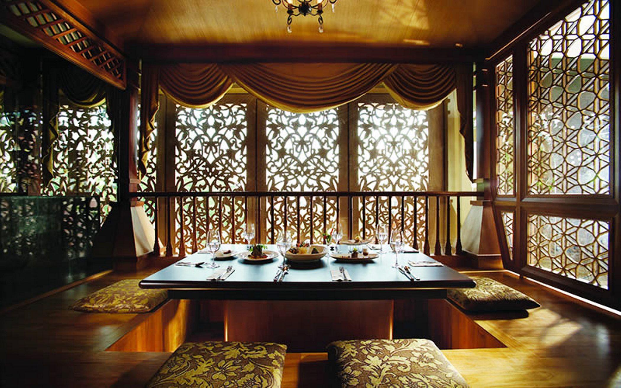 Royale Chulan Kuala Lumpur Hotel Екстериор снимка A restaurant in the Emirates Palace