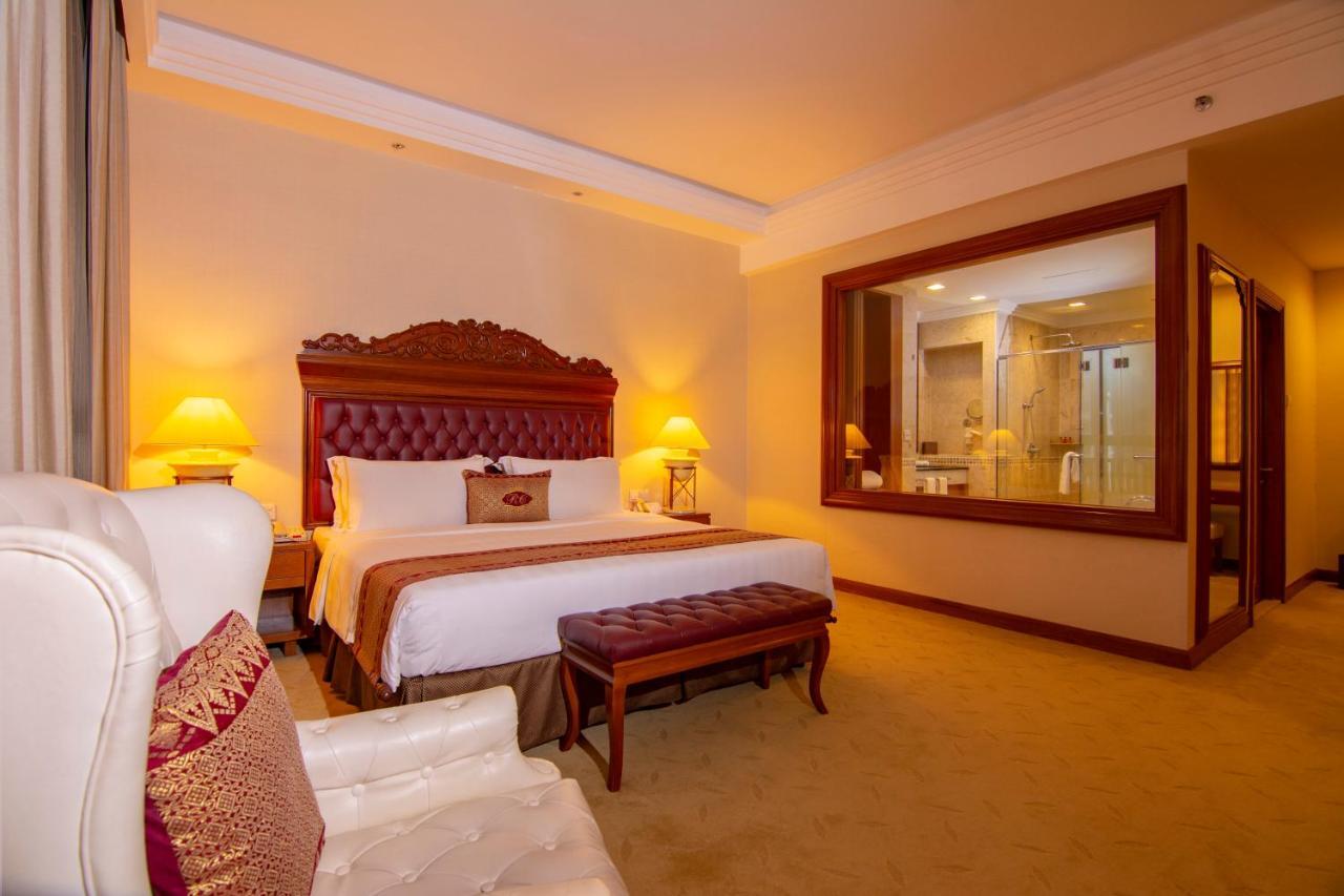 Royale Chulan Kuala Lumpur Hotel Екстериор снимка Deluxe Room