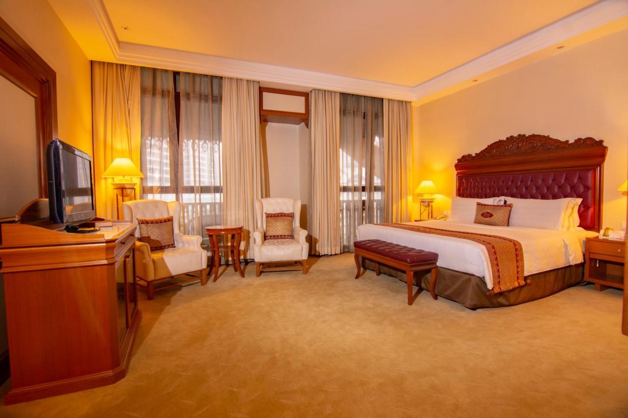 Royale Chulan Kuala Lumpur Hotel Екстериор снимка Deluxe Room
