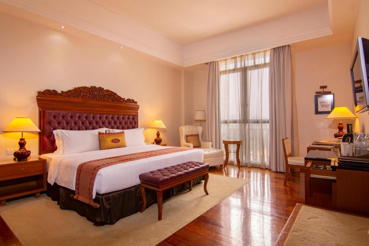 Royale Chulan Kuala Lumpur Hotel Екстериор снимка Deluxe Room