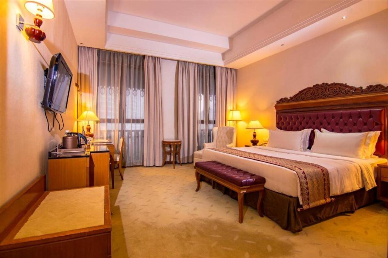 Royale Chulan Kuala Lumpur Hotel Екстериор снимка Deluxe Room