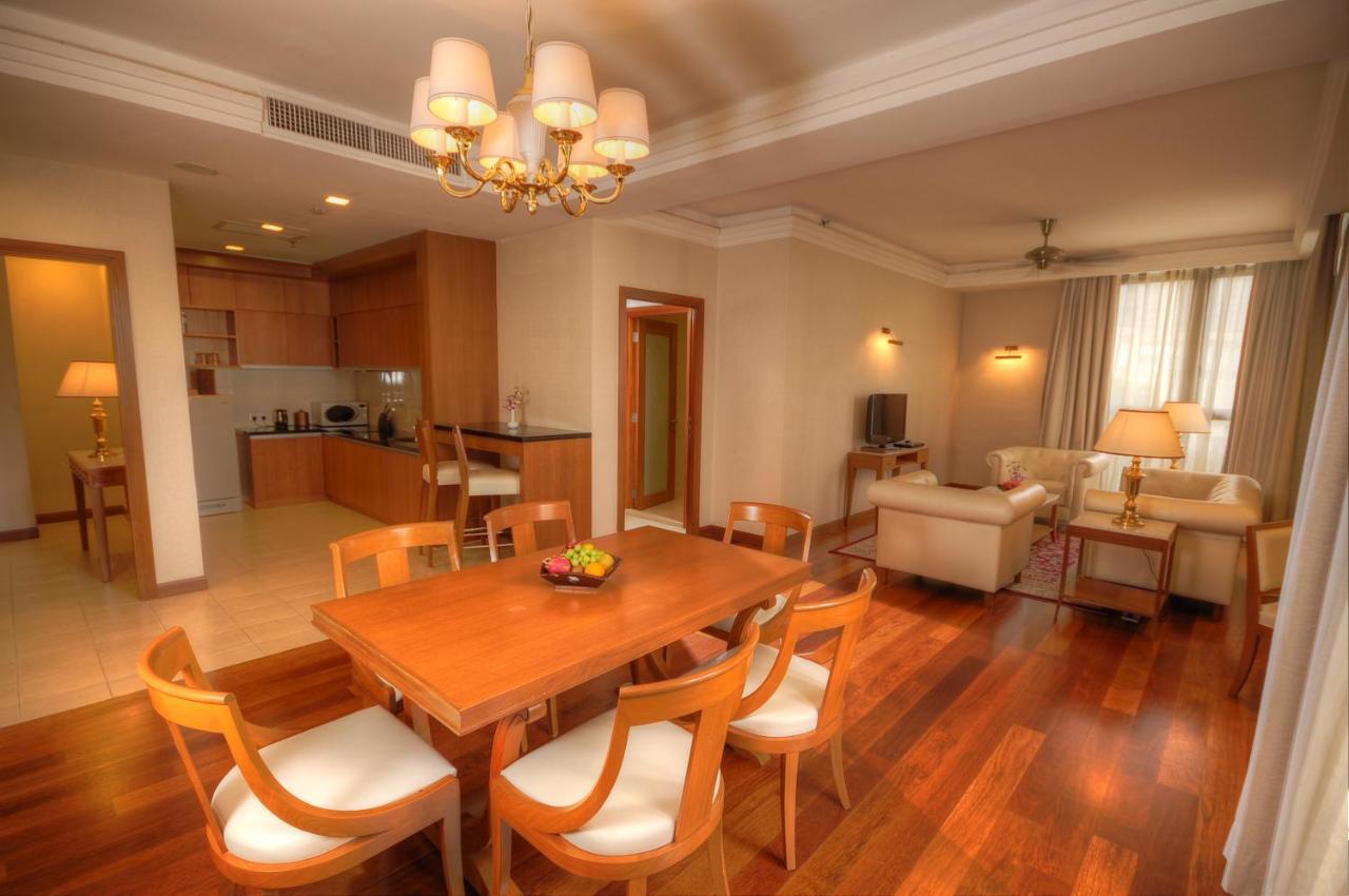 Royale Chulan Kuala Lumpur Hotel Екстериор снимка A typical apartment